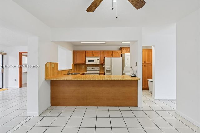 9585 SW 1st Ter, Miami, FL 33174