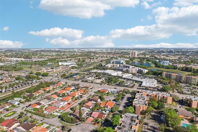 9585 SW 1st Ter, Miami, FL 33174