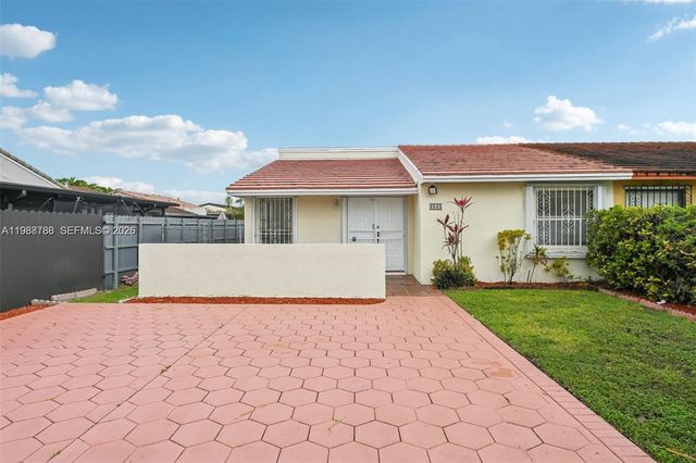 9585 SW 1st Ter, Miami, FL 33174