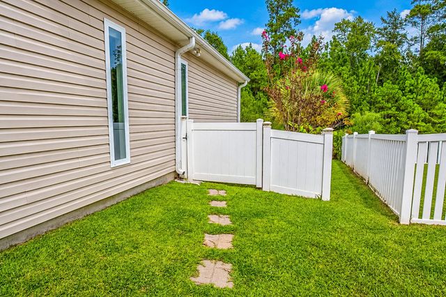1333 Midtown Village Dr., Conway, SC 29526