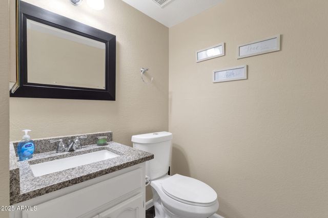 16826 E LAMPLIGHTER Way 7, Fountain Hills, AZ 85268