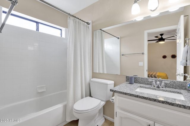 16826 E LAMPLIGHTER Way 7, Fountain Hills, AZ 85268