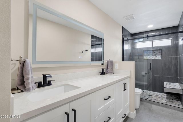 16826 E LAMPLIGHTER Way 7, Fountain Hills, AZ 85268