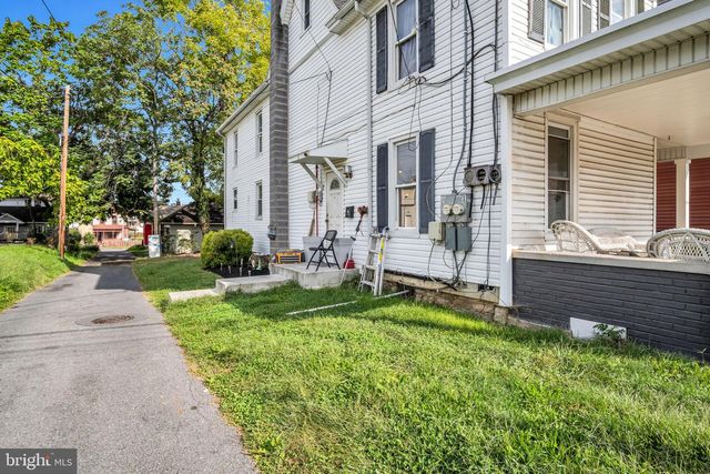 221 7TH ST, New Cumberland, PA 17070