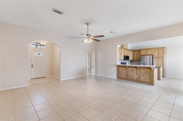 105 Hummingbird Court, Richwood, TX 77566