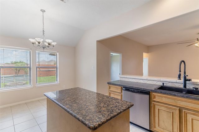 105 Hummingbird Court, Richwood, TX 77566