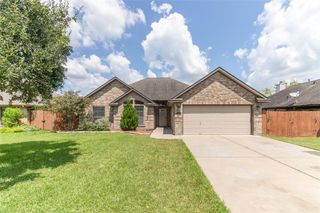 105 Hummingbird Court, Richwood, TX 77566