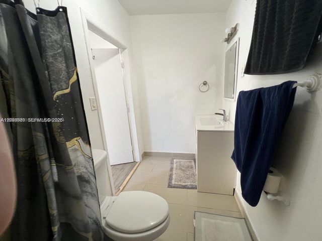 2126 Arthur Street, Hollywood, FL 33020