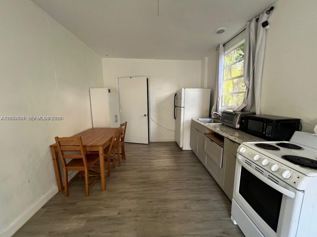 2126 Arthur Street, Hollywood, FL 33020