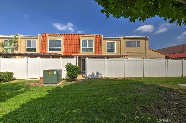 13050 Thoroughbred Way, Whittier, CA 90601