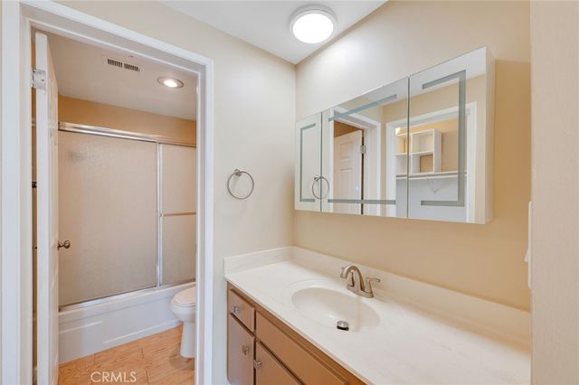 13050 Thoroughbred Way, Whittier, CA 90601