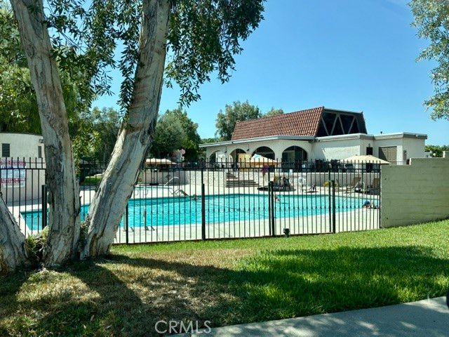 13050 Thoroughbred Way, Whittier, CA 90601