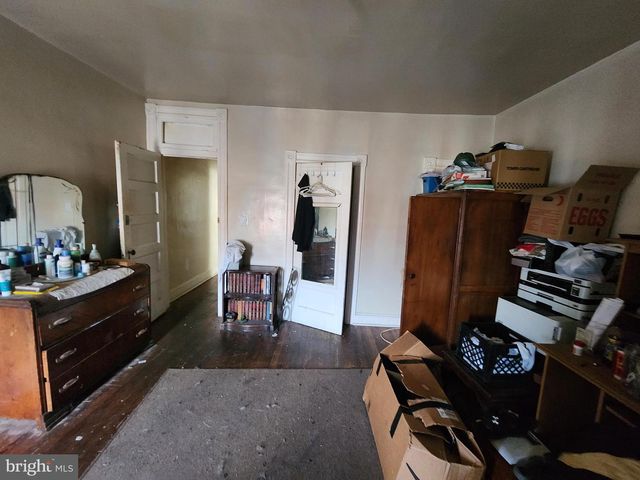 2019 CECIL AVE, Baltimore, MD 21218