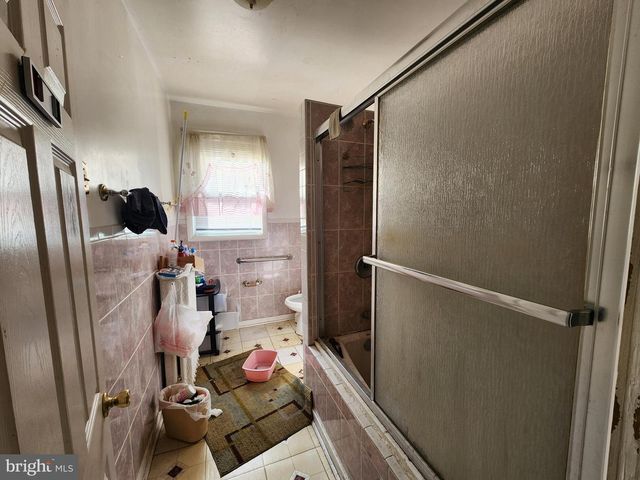 2019 CECIL AVE, Baltimore, MD 21218