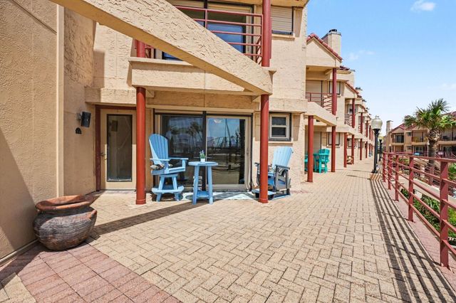 7312 Seawall Boulevard 103, Galveston, TX 77551