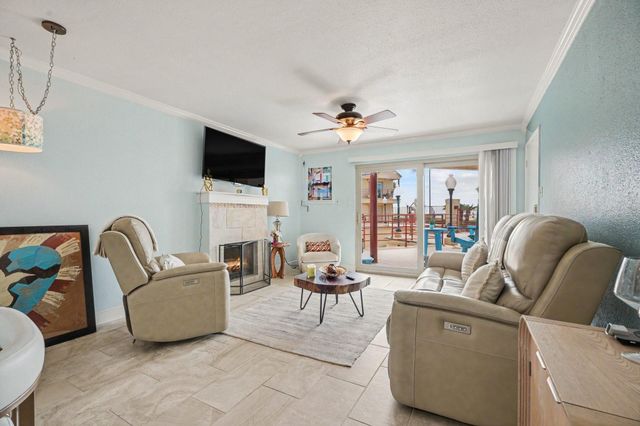 7312 Seawall Boulevard 103, Galveston, TX 77551