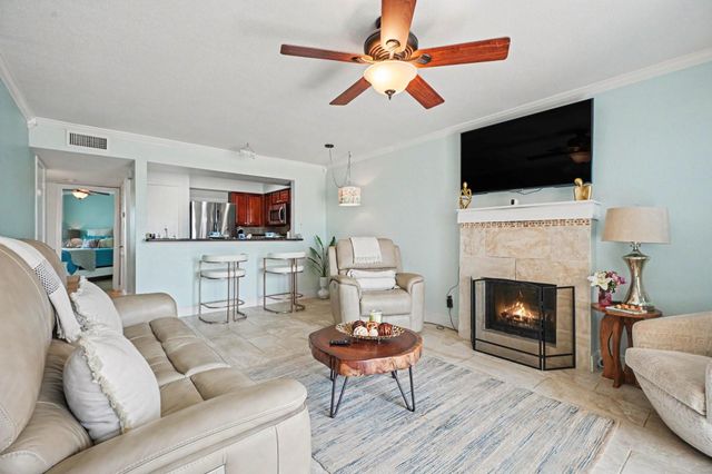 7312 Seawall Boulevard 103, Galveston, TX 77551