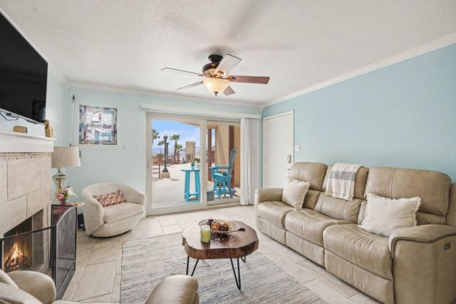 7312 Seawall Boulevard 103, Galveston, TX 77551