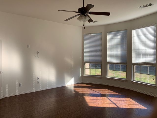 1017 Somerset Circle, Forney, TX 75126