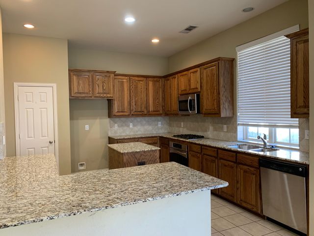 1017 Somerset Circle, Forney, TX 75126