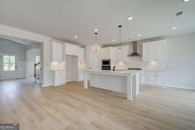 1112 Brinshire Way, Locust Grove, GA 30248