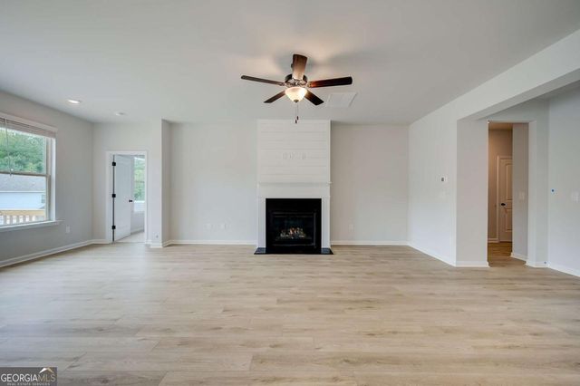 1112 Brinshire Way, Locust Grove, GA 30248