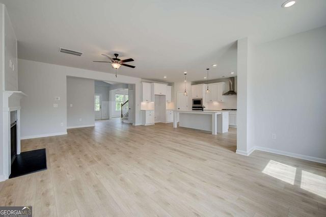 1112 Brinshire Way, Locust Grove, GA 30248