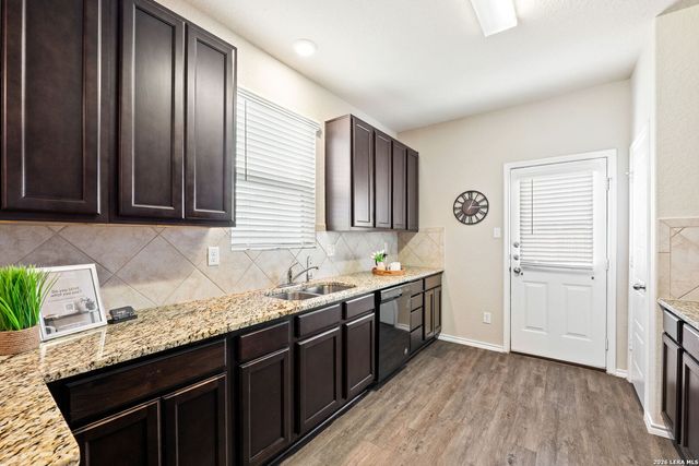10518 GREEN ROCK DR, San Antonio, TX 78223