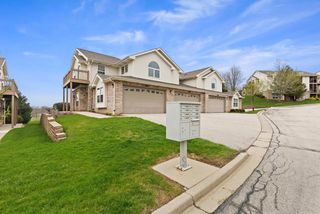 9277 51 STREET #601, Franklin, WI 53132
