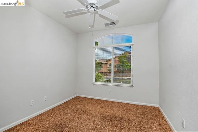 987 Centennial Dr, Brentwood, CA 94513