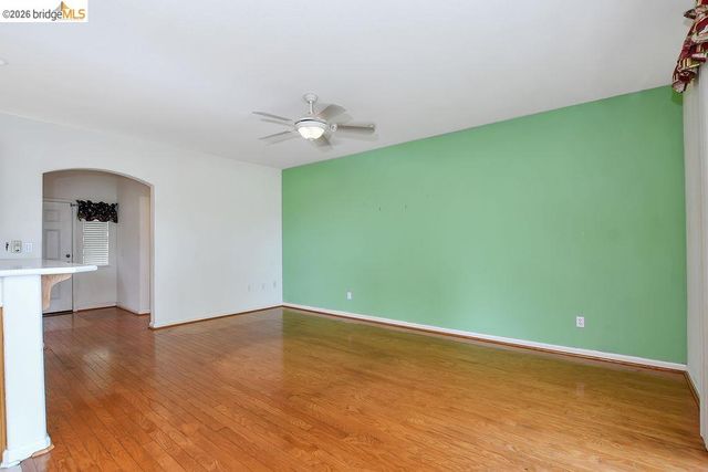 987 Centennial Dr, Brentwood, CA 94513