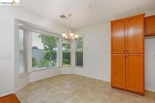 987 Centennial Dr, Brentwood, CA 94513