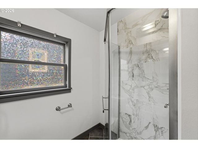 4110 Nw FIR St, Vancouver, WA 98660
