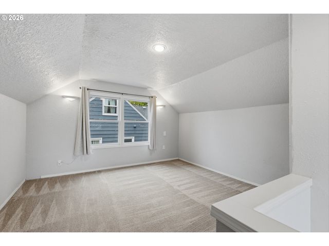 4110 Nw FIR St, Vancouver, WA 98660