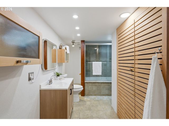 4110 Nw FIR St, Vancouver, WA 98660