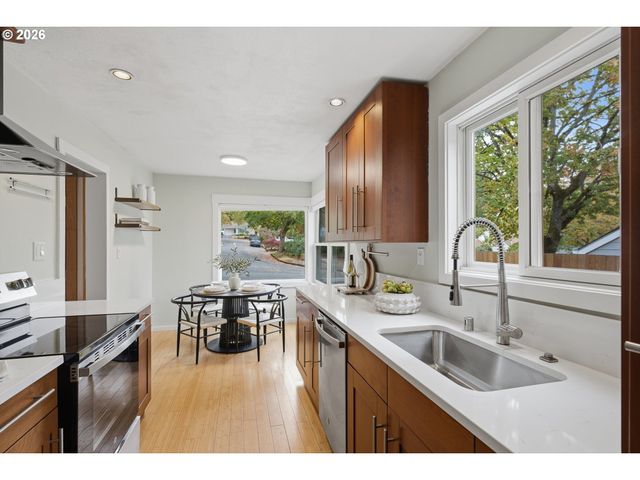 4110 Nw FIR St, Vancouver, WA 98660