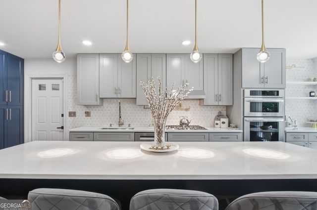 460 Riverside Parkway, Sandy Springs, GA 30328