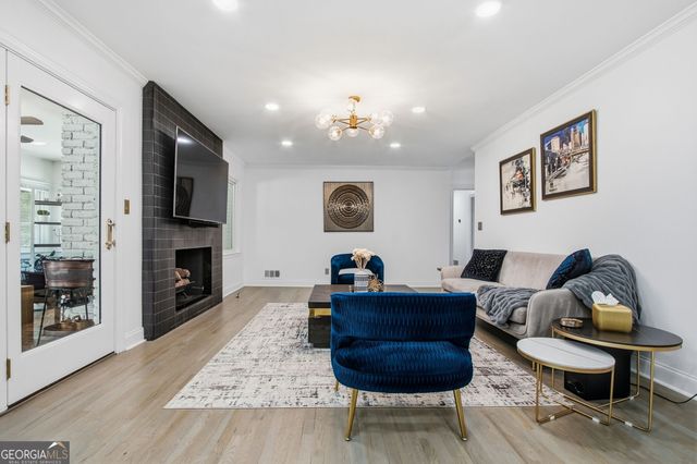 460 Riverside Parkway, Sandy Springs, GA 30328