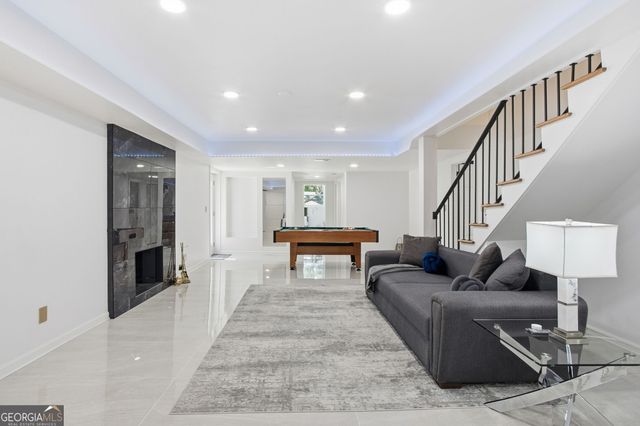 460 Riverside Parkway, Sandy Springs, GA 30328