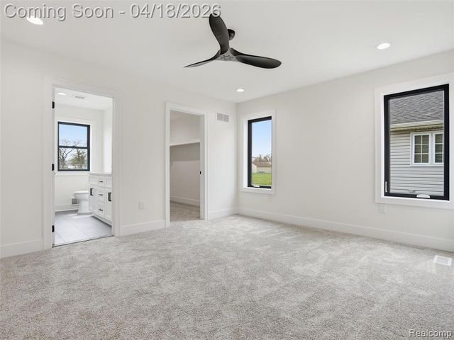 16250 Guest Court, Roseville, MI 48066