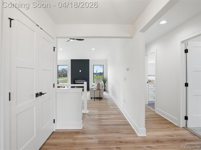 16250 Guest Court, Roseville, MI 48066