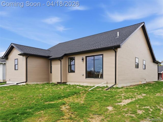 16250 Guest Court, Roseville, MI 48066