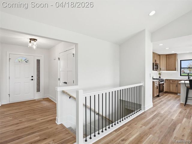 16250 Guest Court, Roseville, MI 48066