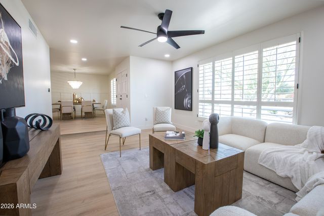 4635 E KINGS Avenue, Phoenix, AZ 85032