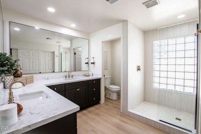 4635 E KINGS Avenue, Phoenix, AZ 85032