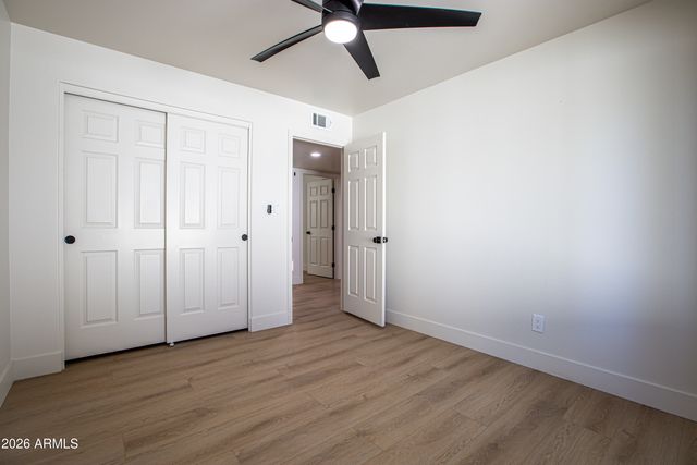 4635 E KINGS Avenue, Phoenix, AZ 85032