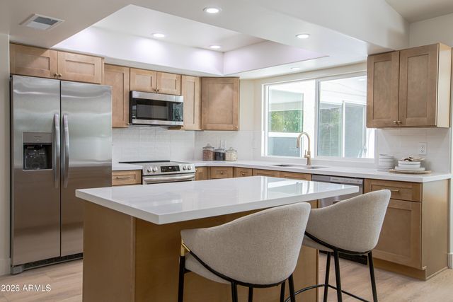 4635 E KINGS Avenue, Phoenix, AZ 85032