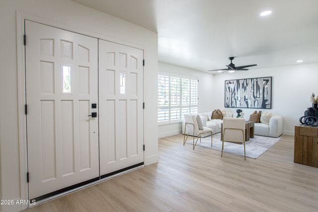 4635 E KINGS Avenue, Phoenix, AZ 85032