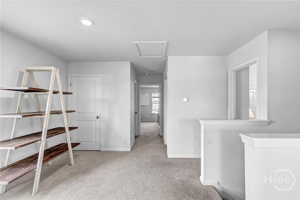 Image 18 of property listing at 278 Hogan Drive, Richmond Hill, GA 31324