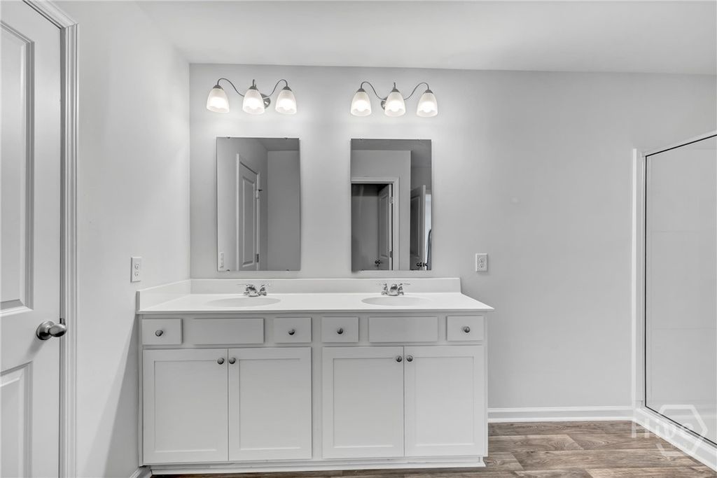 Image 26 of property listing at 278 Hogan Drive, Richmond Hill, GA 31324